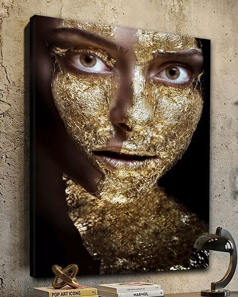 Картина на полотні Золоте обличчя Golden Face для студії краси та кабінету косметолога - 40х60 см