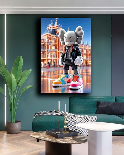 Поп-арт картина на холсте - KAWS в огнях города декор для офиса и кабинета - 40х60 см