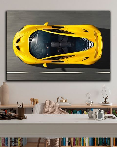 Декоративная картина с McLaren для комнаты или офиса.